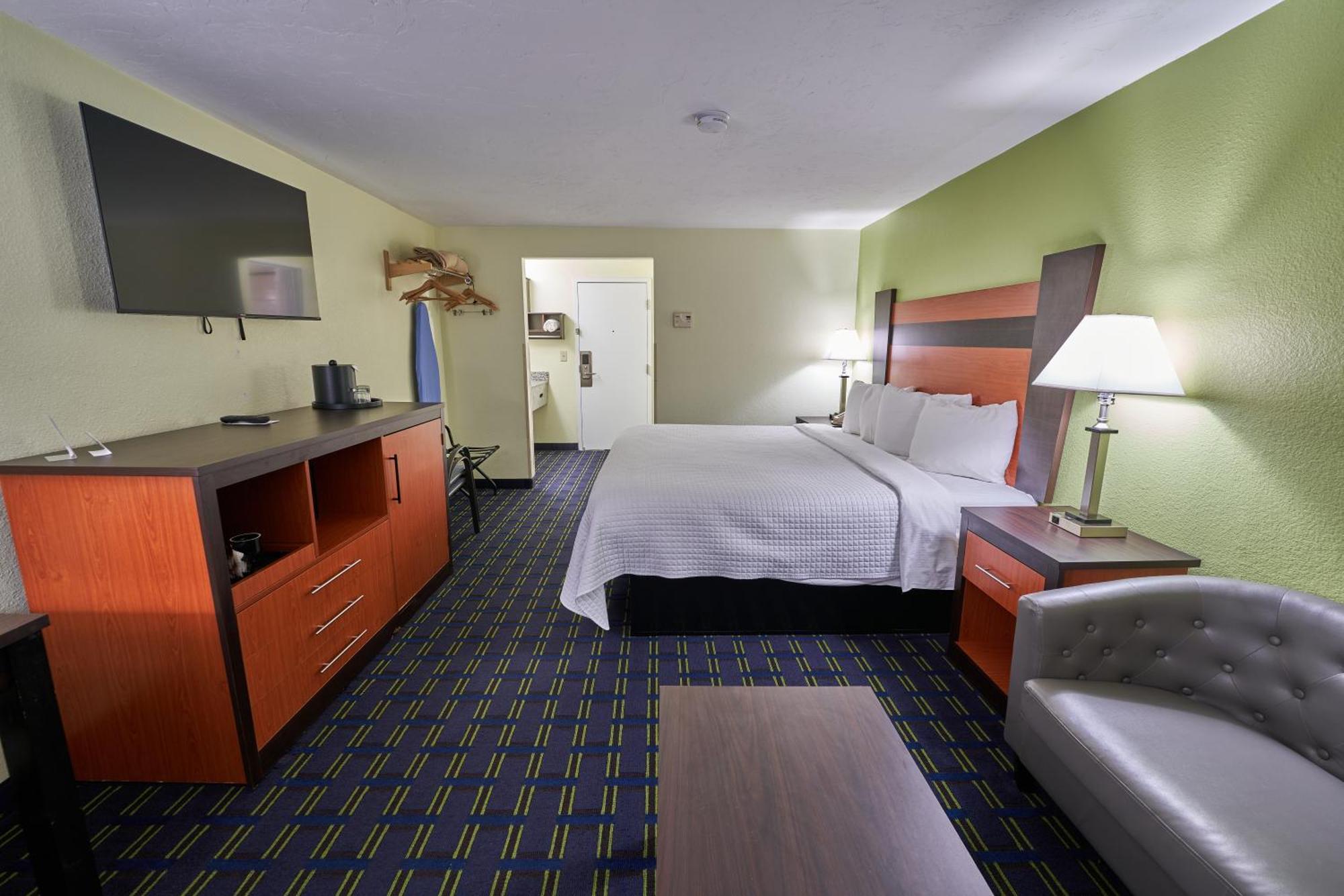The Mariner Resort Cape Cod By The Red Collection West Yarmouth Eksteriør billede