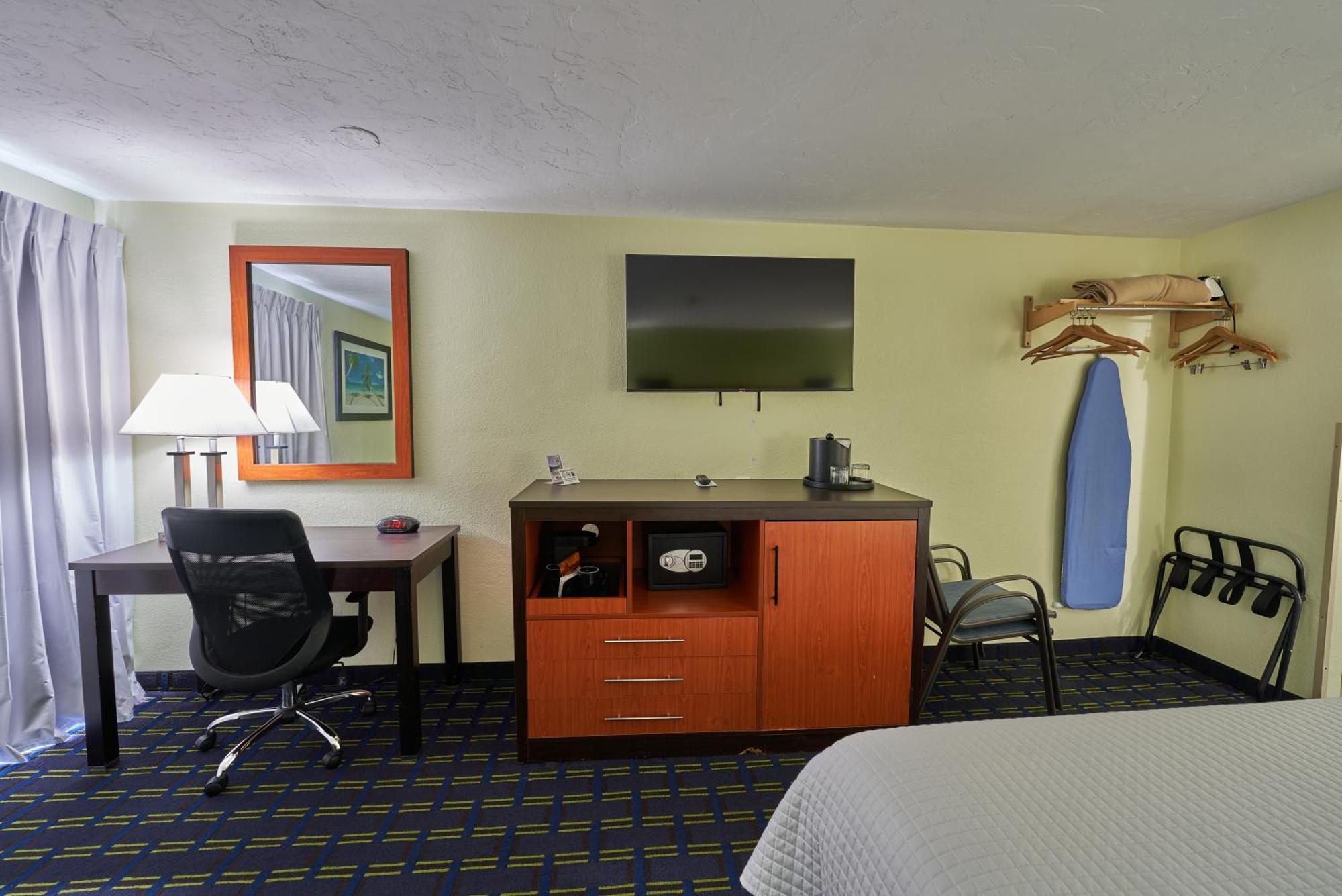 The Mariner Resort Cape Cod By The Red Collection West Yarmouth Eksteriør billede
