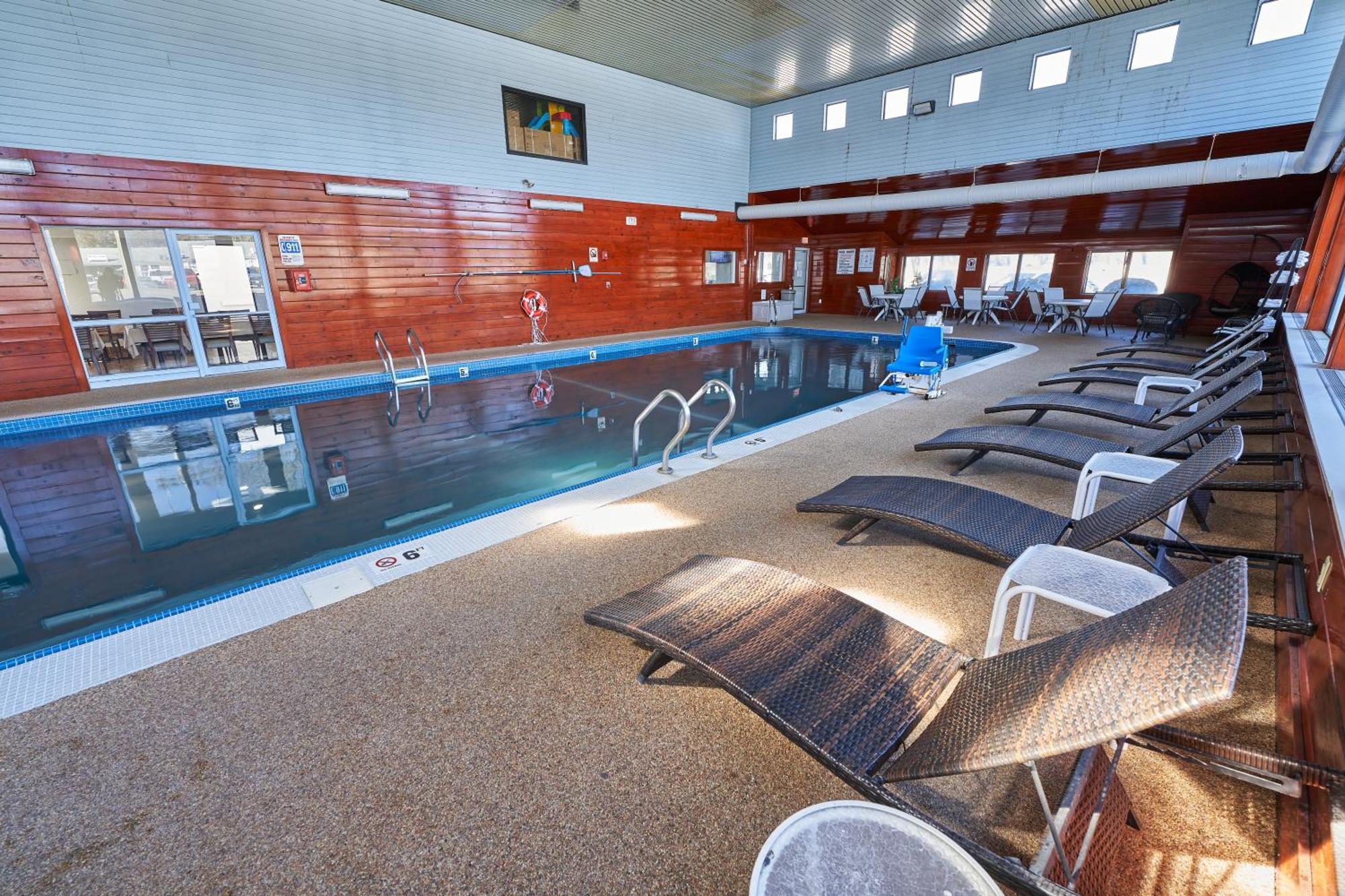 The Mariner Resort Cape Cod By The Red Collection West Yarmouth Eksteriør billede